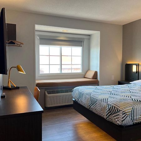 Motel 6 Indianapolis Carmel Bagian luar foto