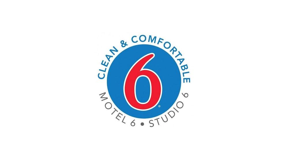 Motel 6 Indianapolis Carmel Bagian luar foto