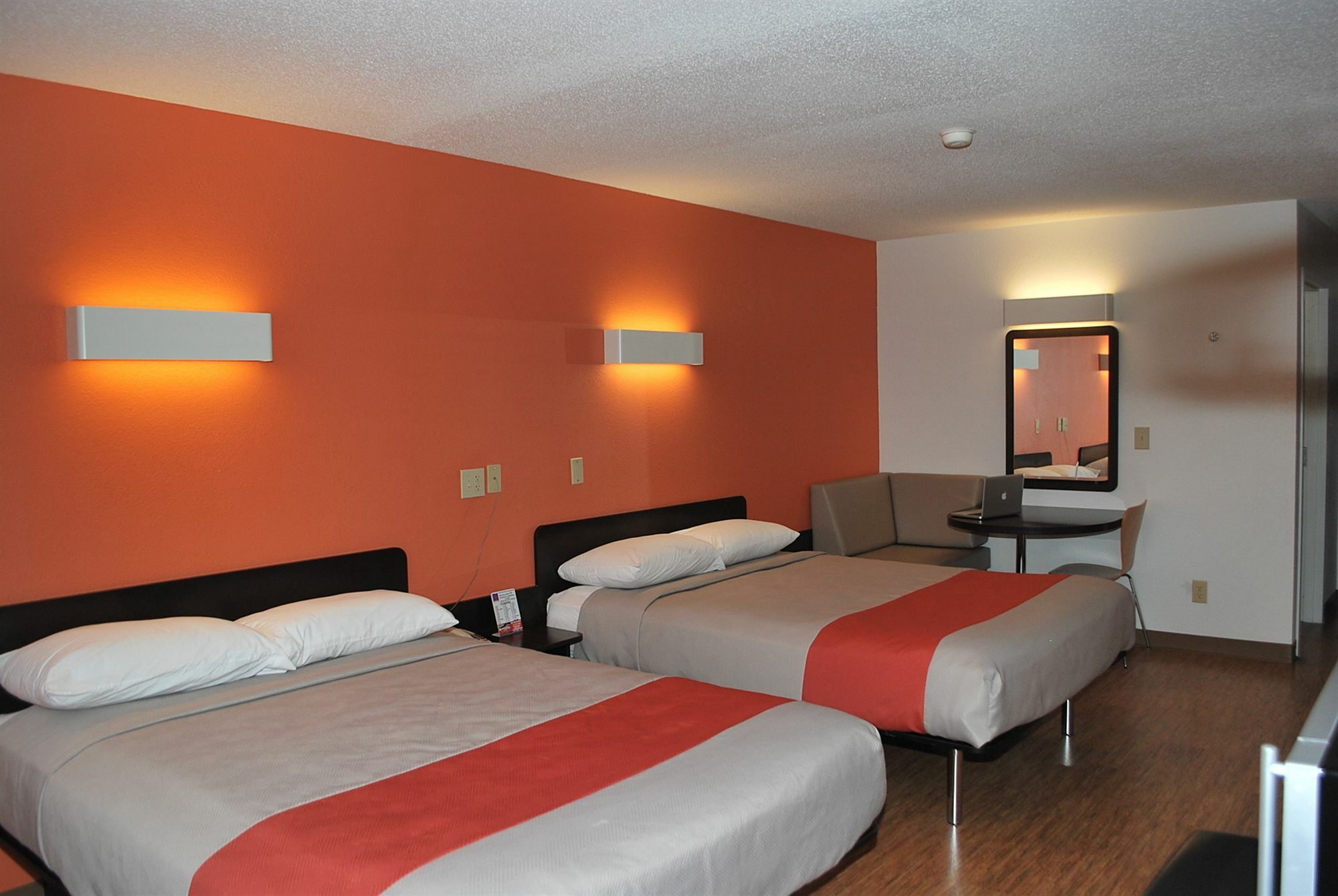 Motel 6 Indianapolis Carmel Bagian luar foto